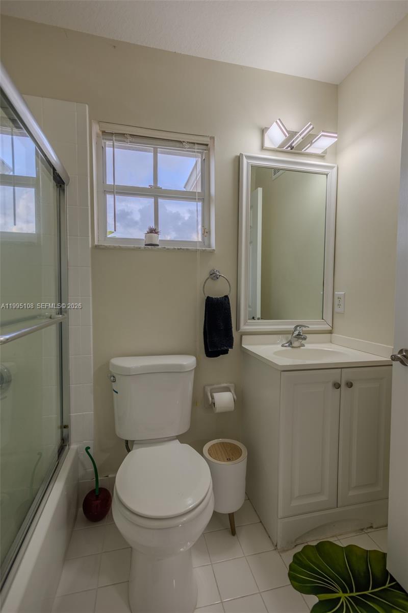 17009 NW 22nd St Pembroke Pines, FL 33028