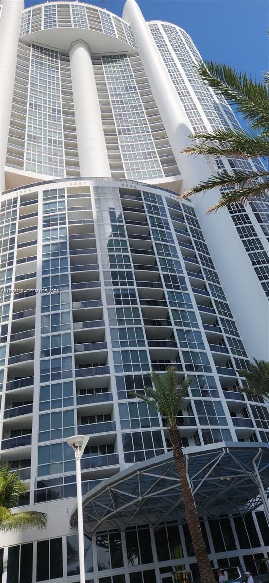 image Trump Royale22