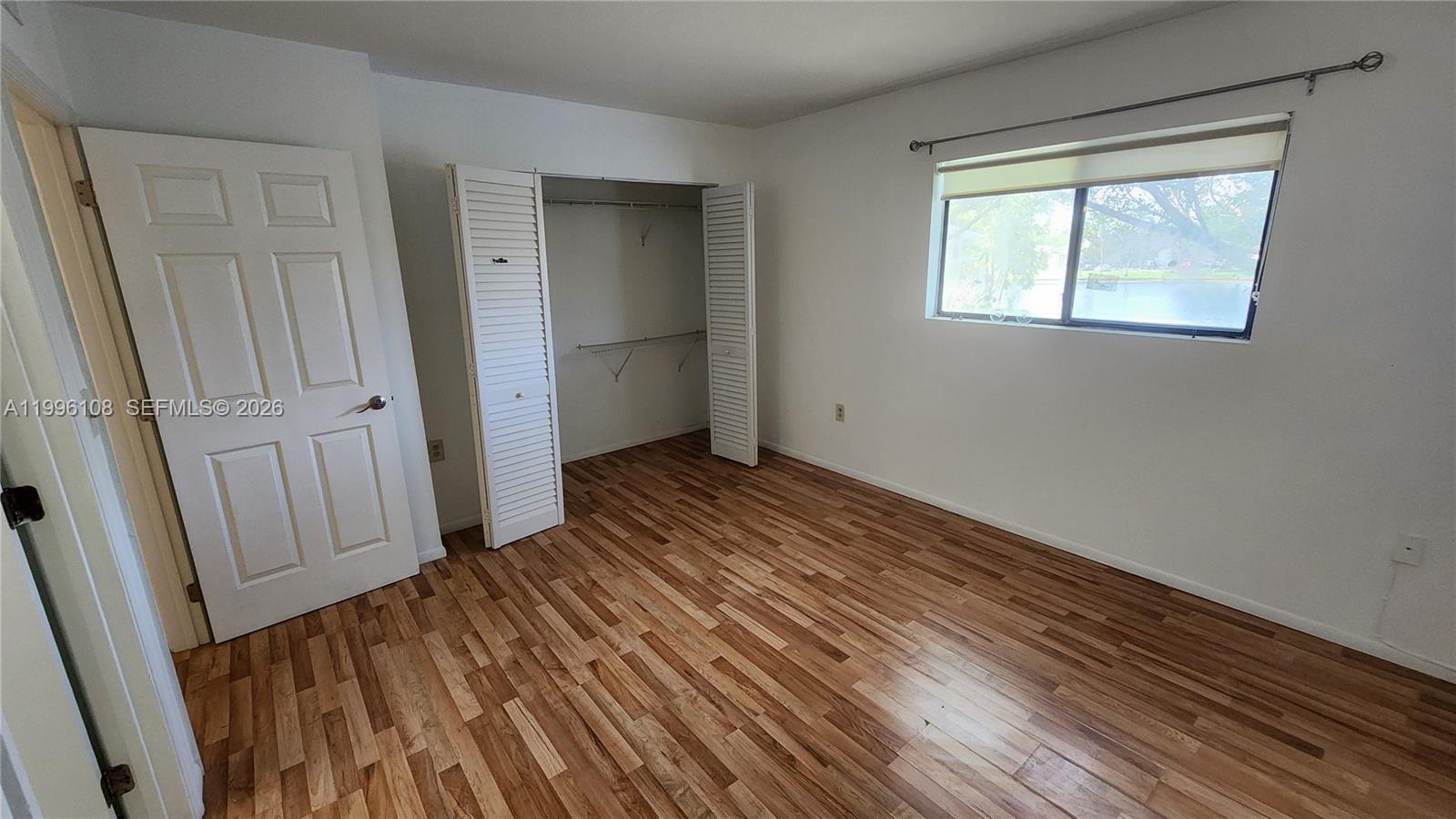 210 E Palm Cir E Pembroke Pines, FL 33025