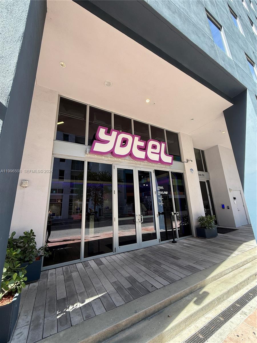 image Yotelpad Miami2