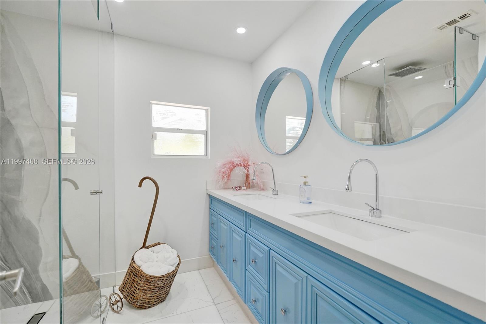 1515 Dewey St Hollywood, FL 33020