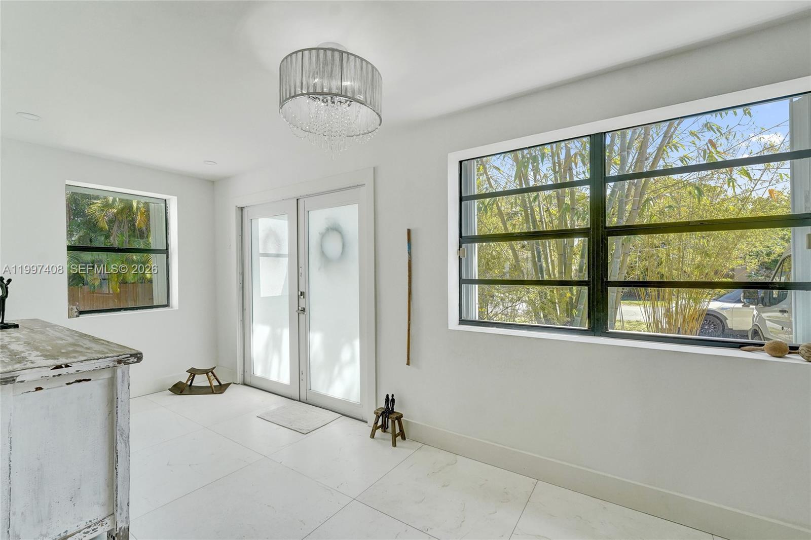 1515 Dewey St Hollywood, FL 33020