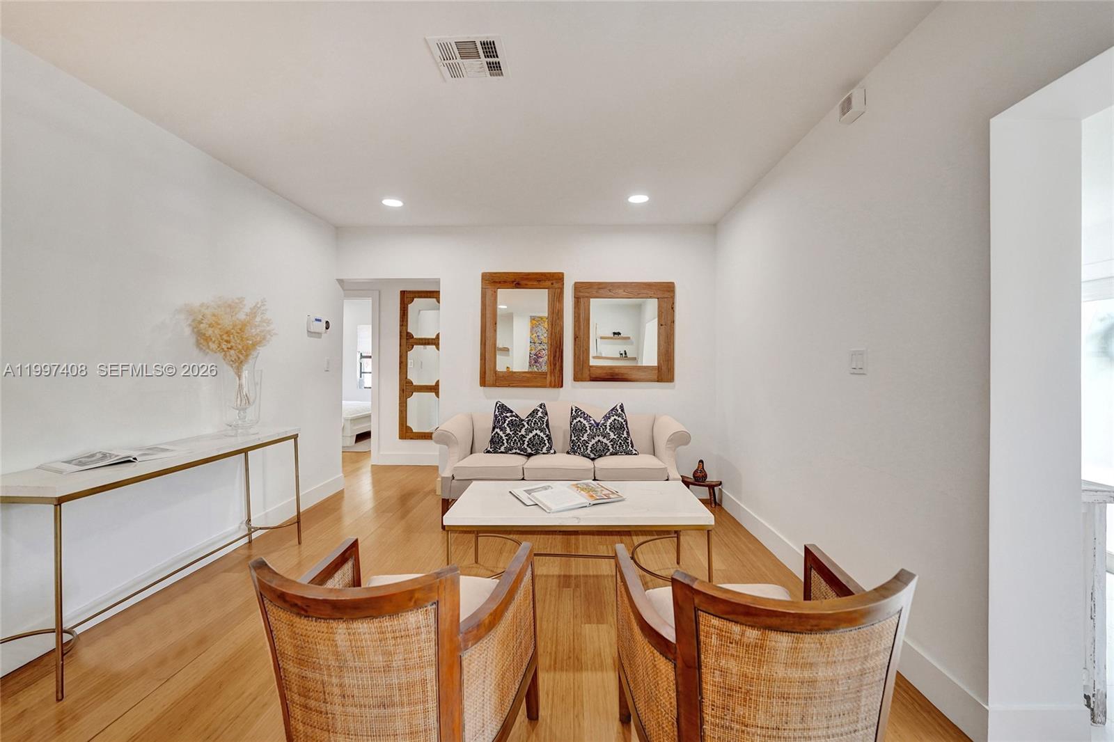 1515 Dewey St Hollywood, FL 33020