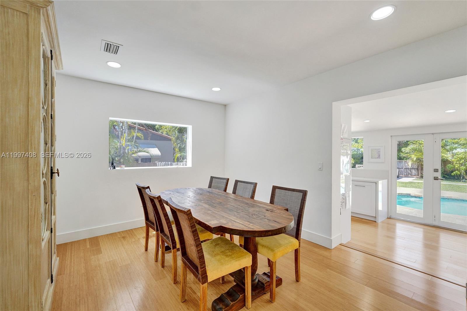 1515 Dewey St Hollywood, FL 33020