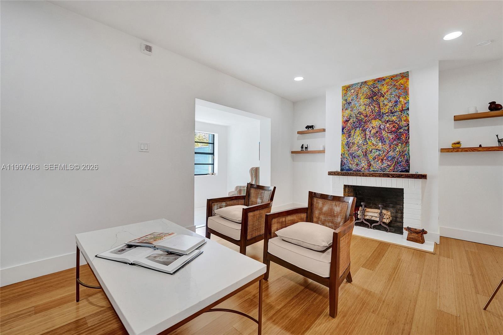 1515 Dewey St Hollywood, FL 33020