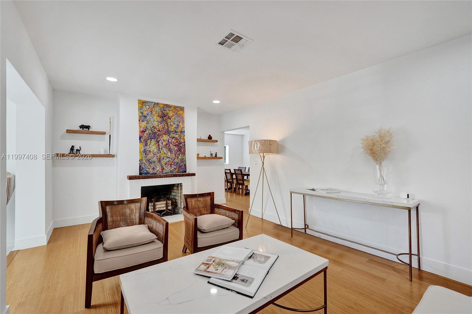 1515 Dewey St Hollywood, FL 33020