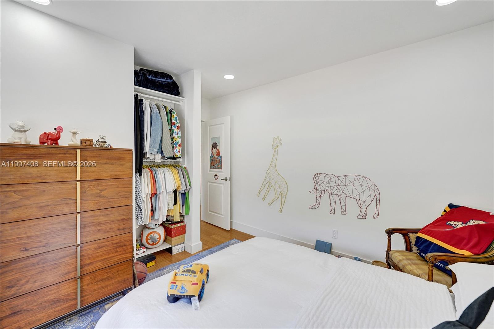 1515 Dewey St Hollywood, FL 33020