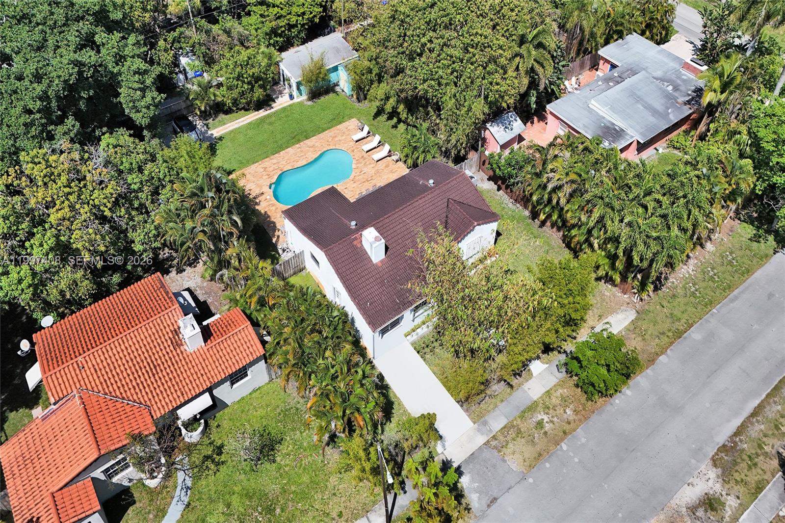 1515 Dewey St Hollywood, FL 33020