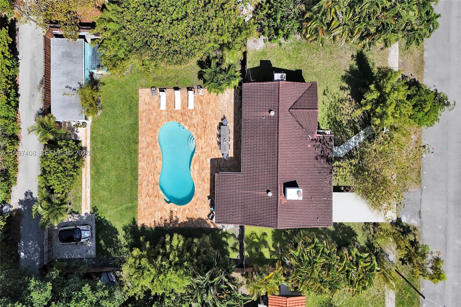 1515 Dewey St Hollywood, FL 33020