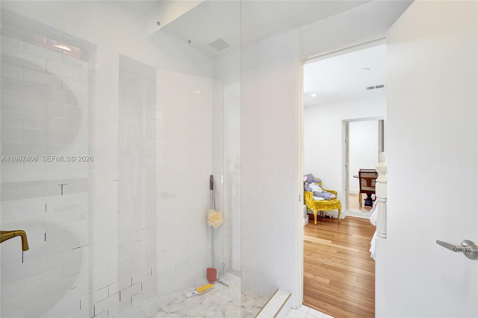 1515 Dewey St Hollywood, FL 33020