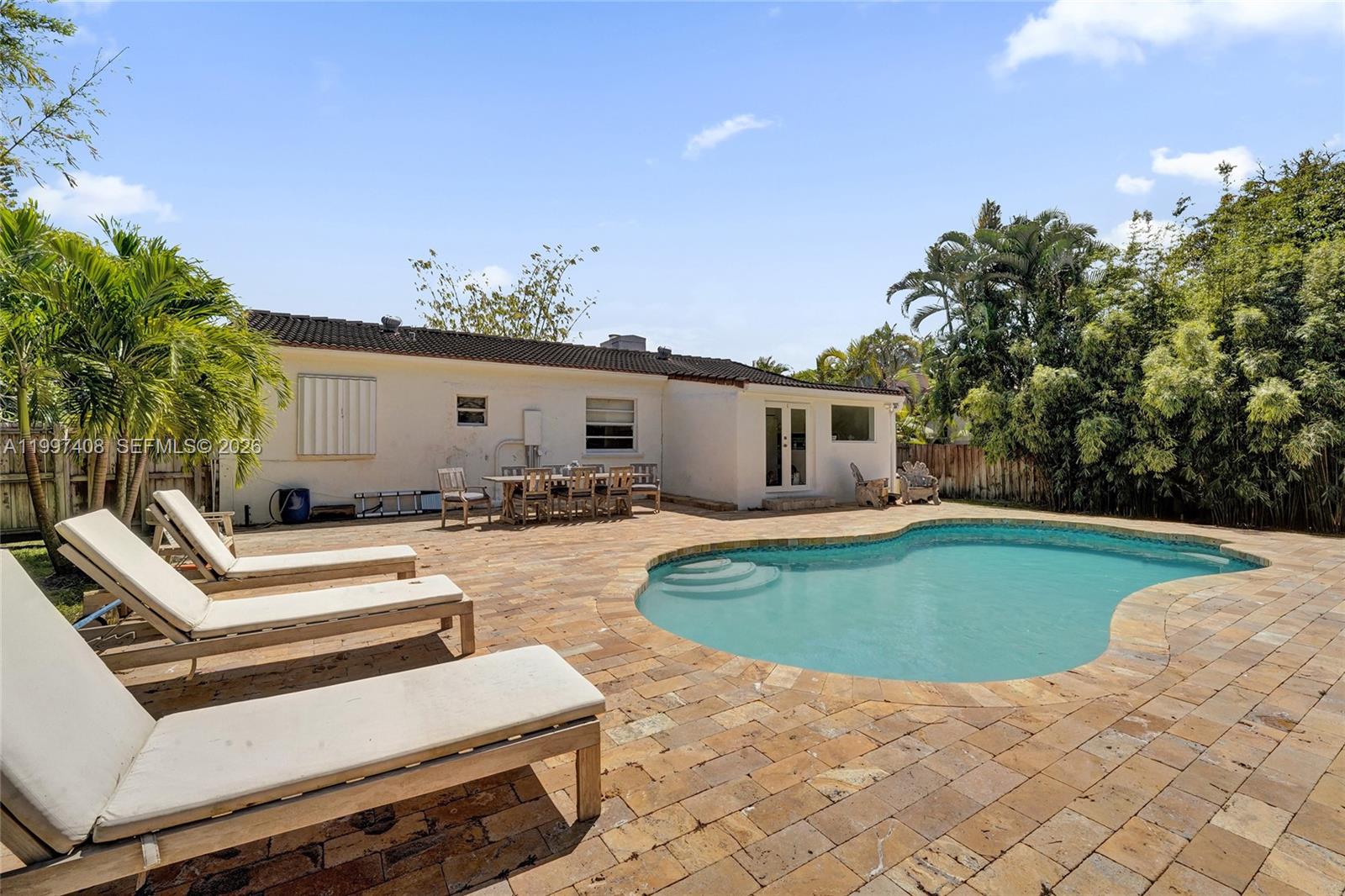 1515 Dewey St Hollywood, FL 33020