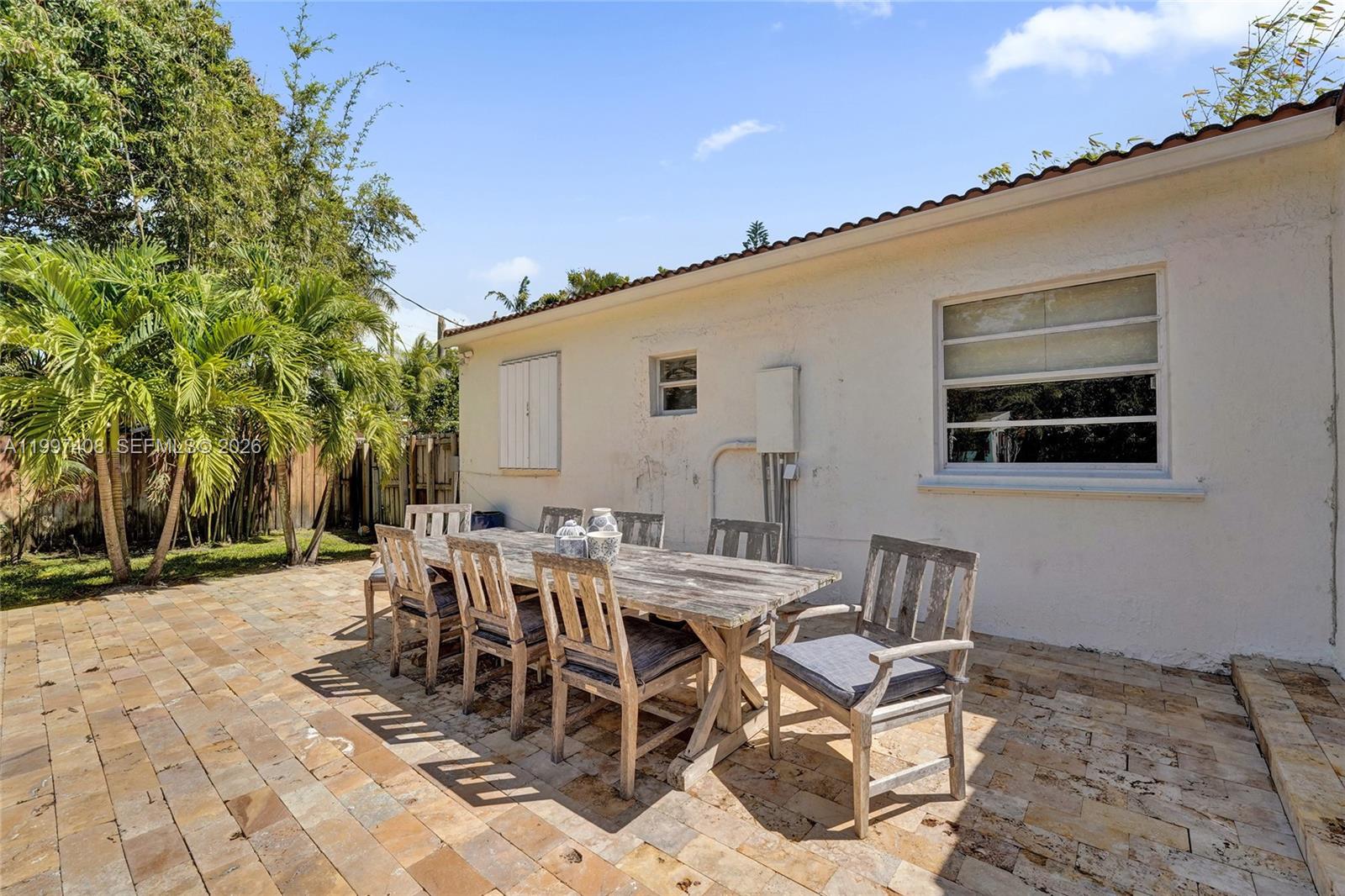 1515 Dewey St Hollywood, FL 33020