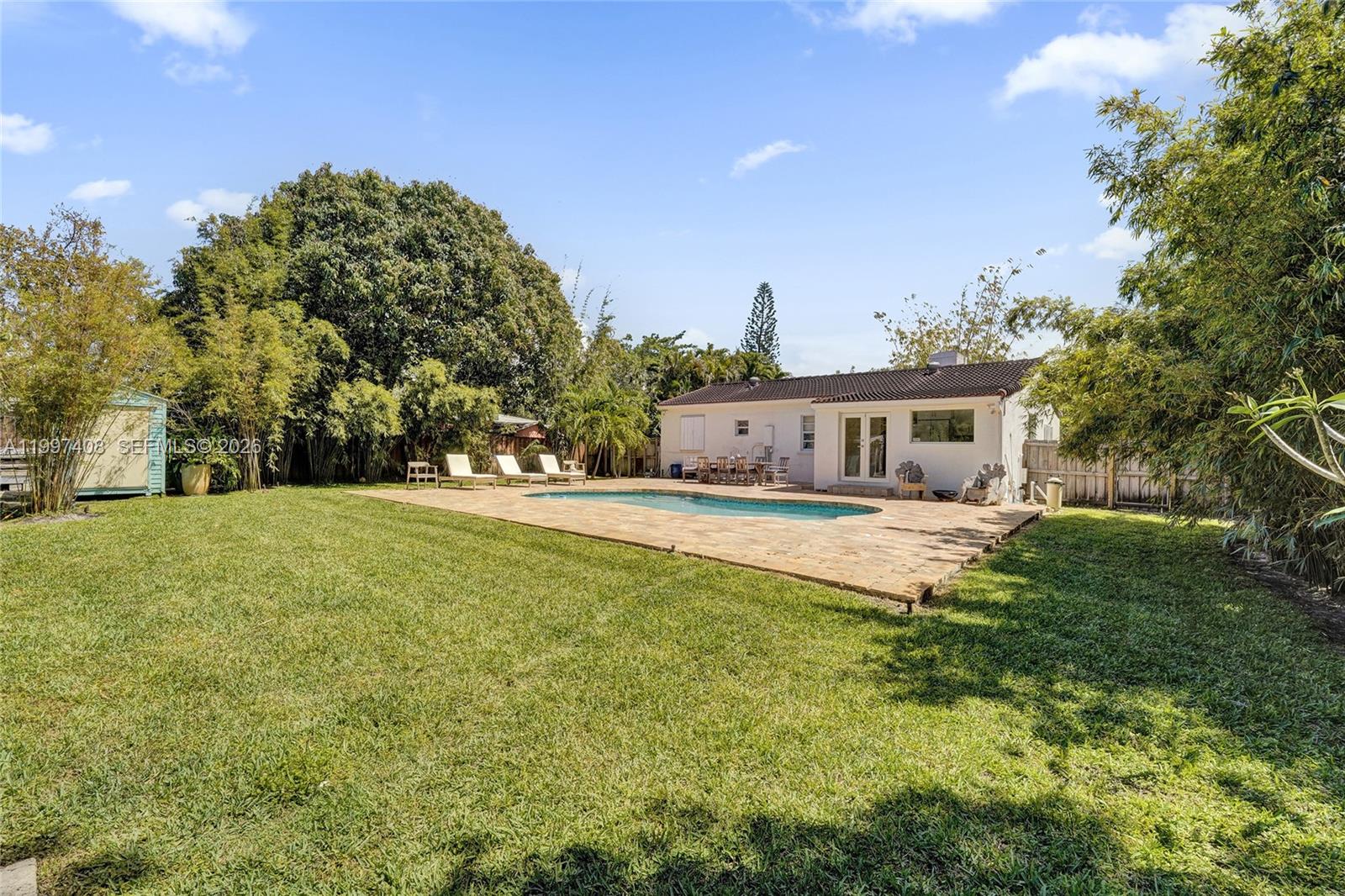 1515 Dewey St Hollywood, FL 33020