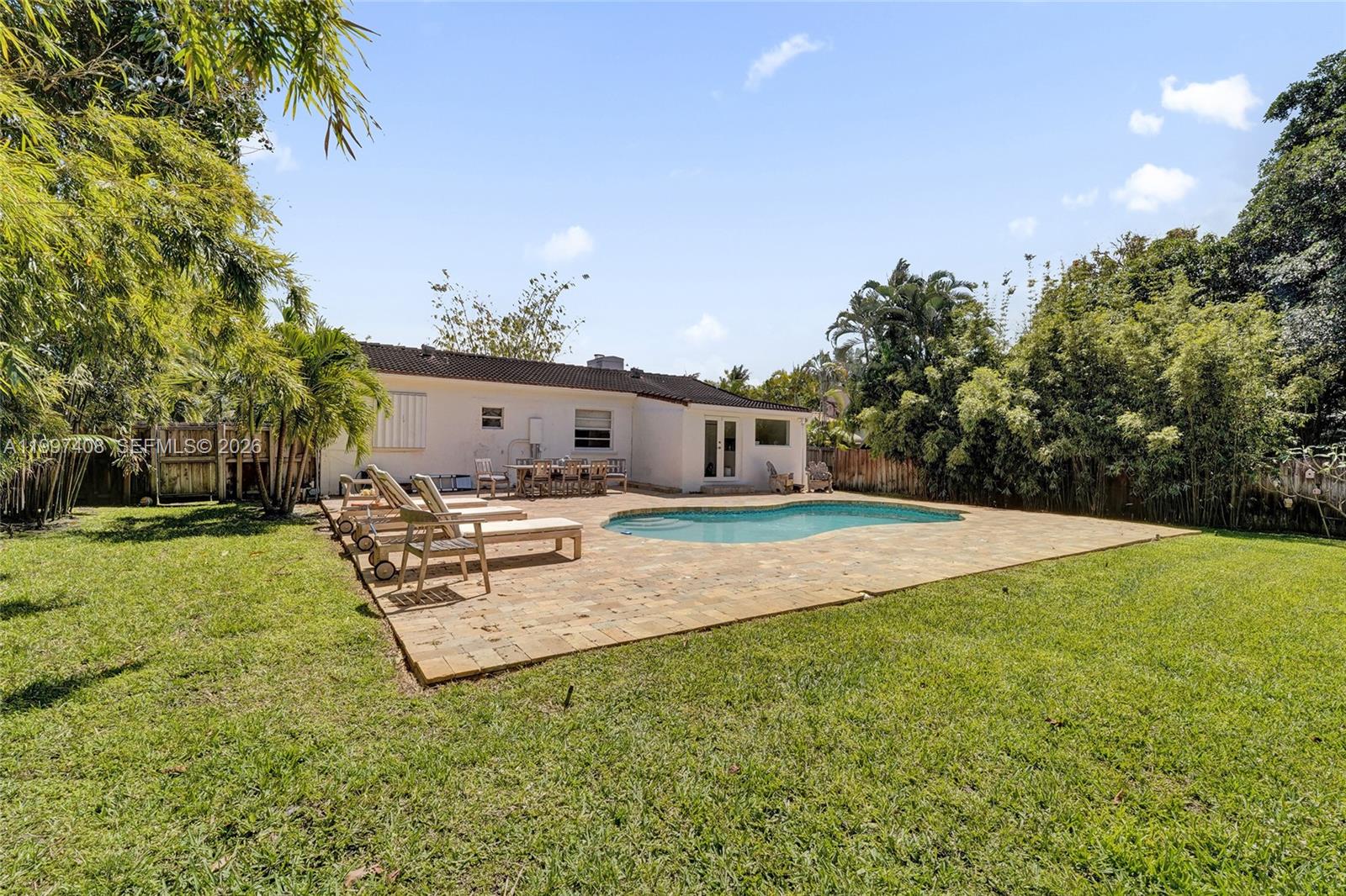 1515 Dewey St Hollywood, FL 33020