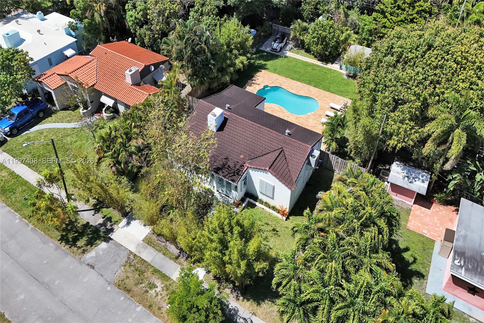 1515 Dewey St Hollywood, FL 33020