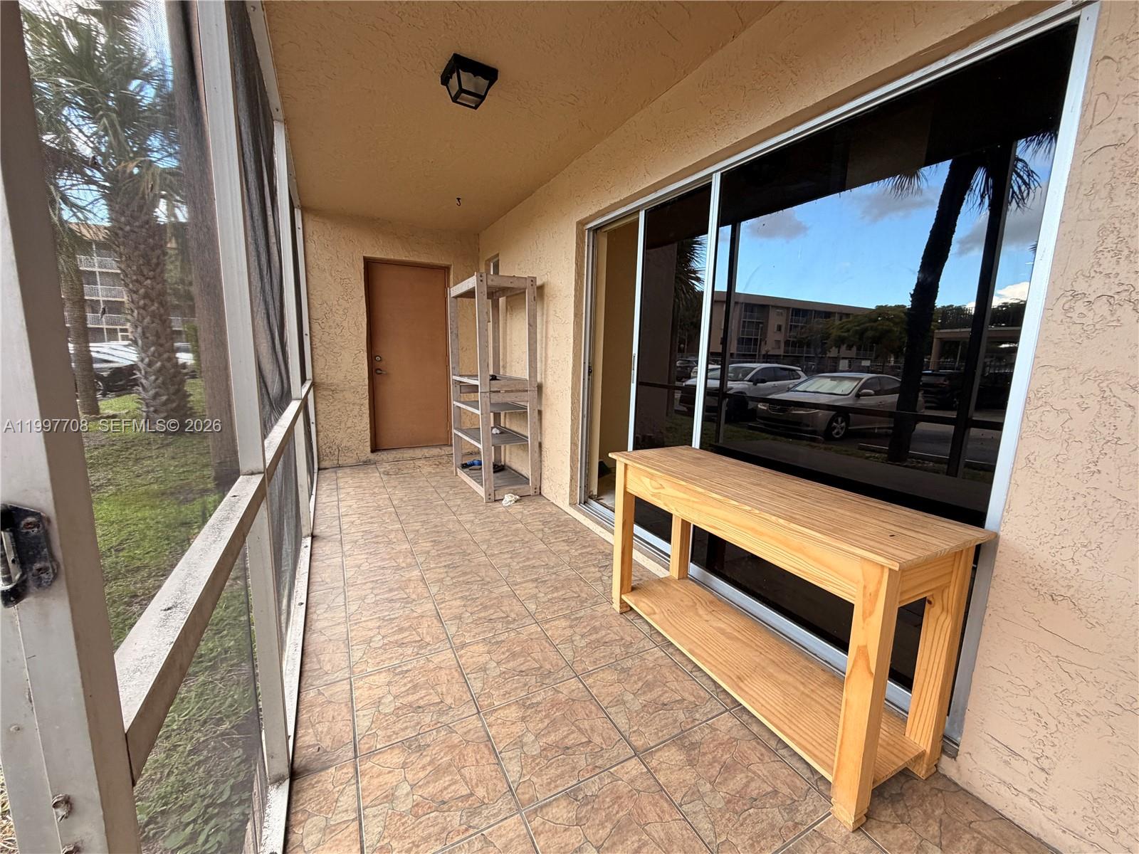 17000 NW 67th Ave #115 Hialeah, FL 33015