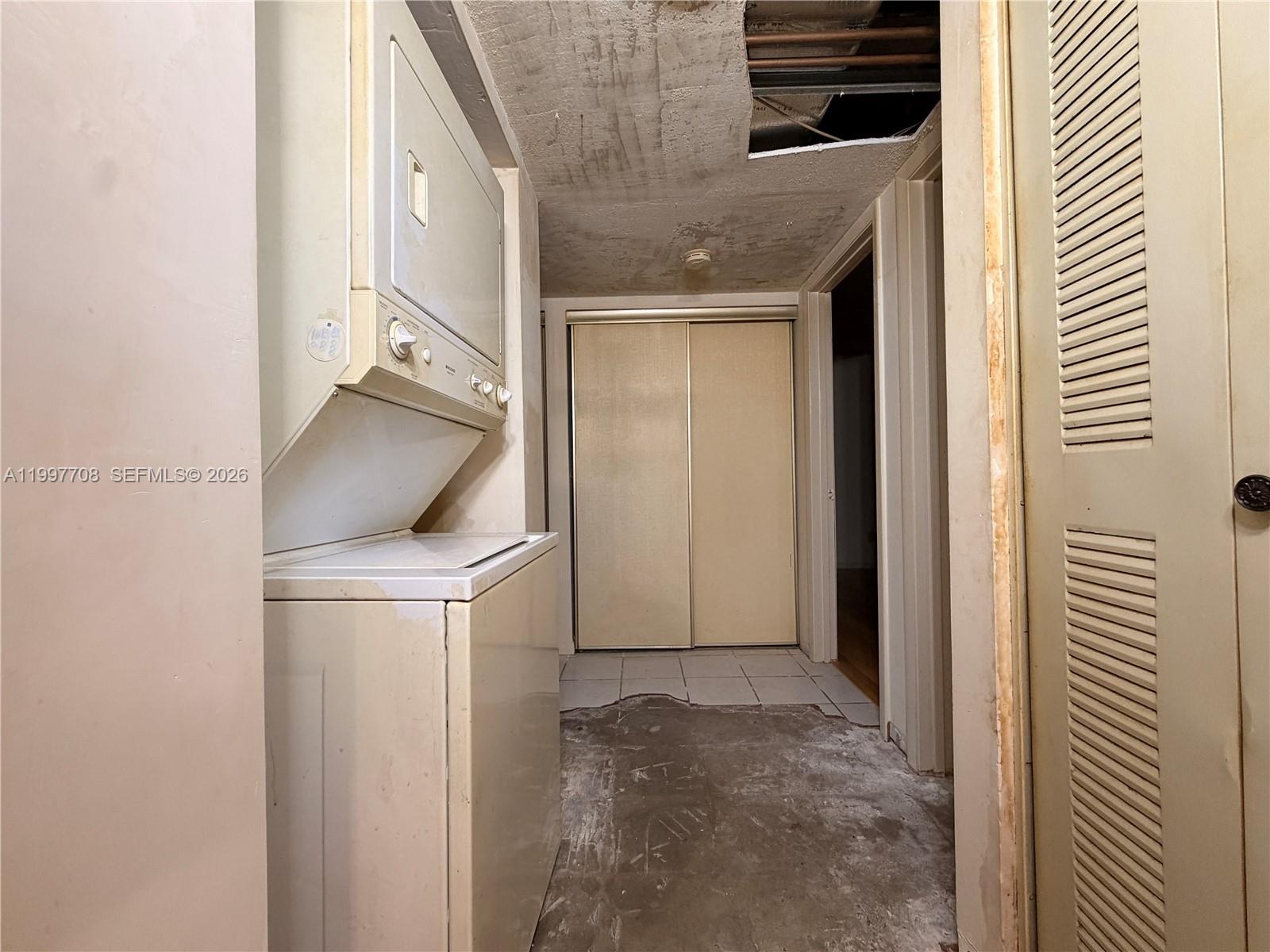 17000 NW 67th Ave #115 Hialeah, FL 33015