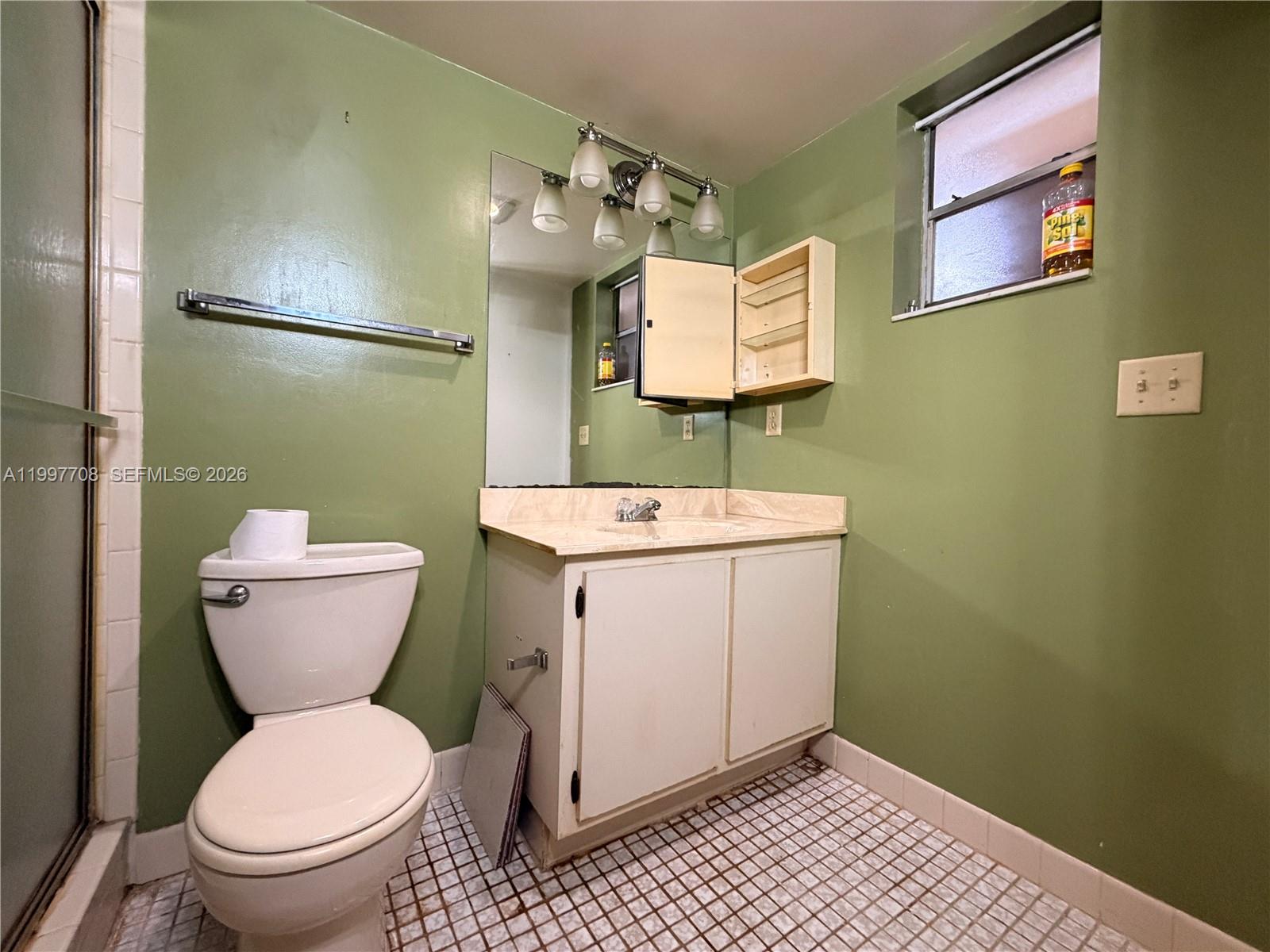 17000 NW 67th Ave #115 Hialeah, FL 33015