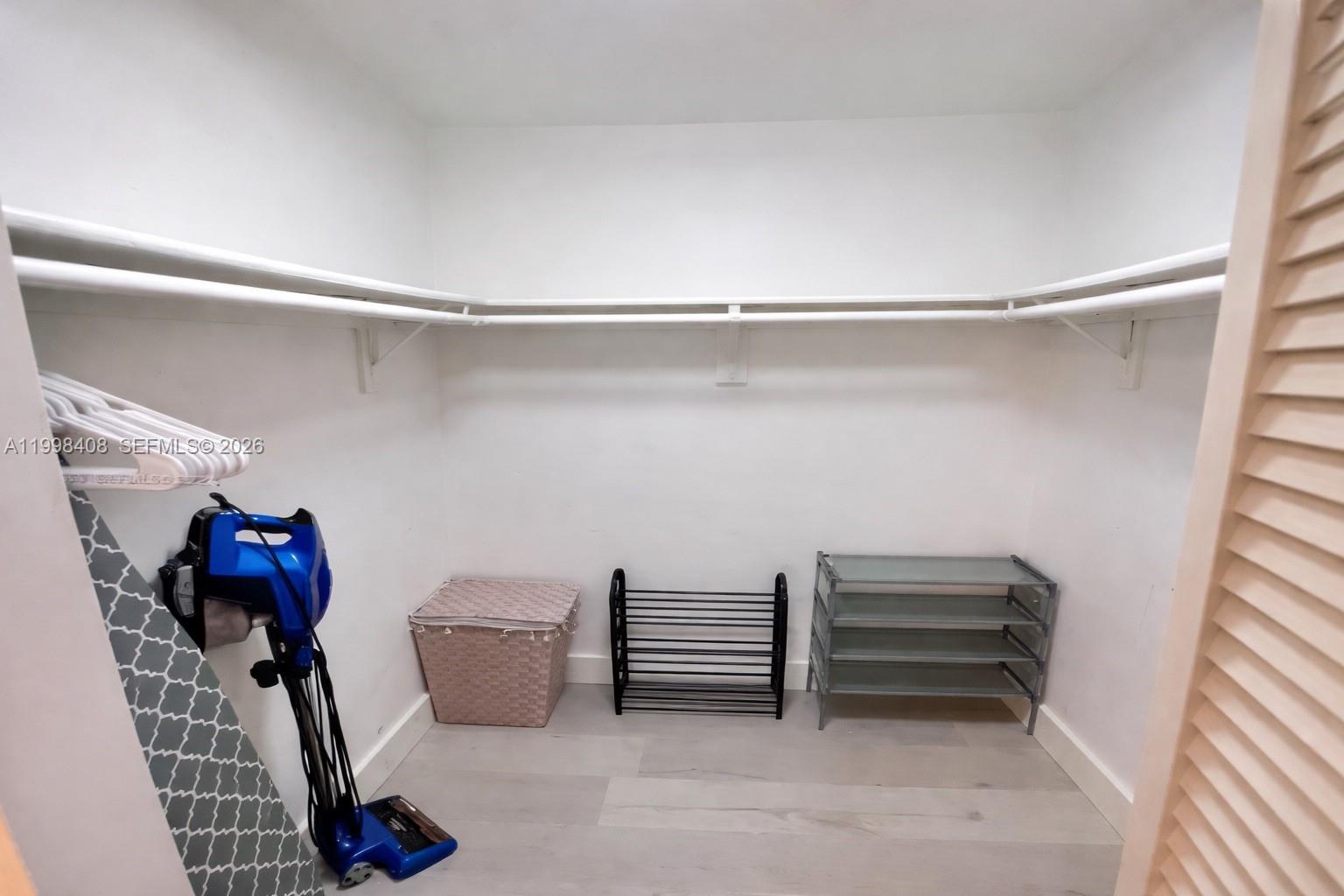 1150 Collins Ave #402 Miami Beach, FL 33139