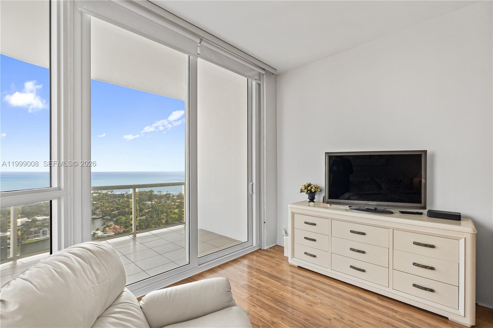 3802 NE 207th St #2704 Aventura, FL 33180