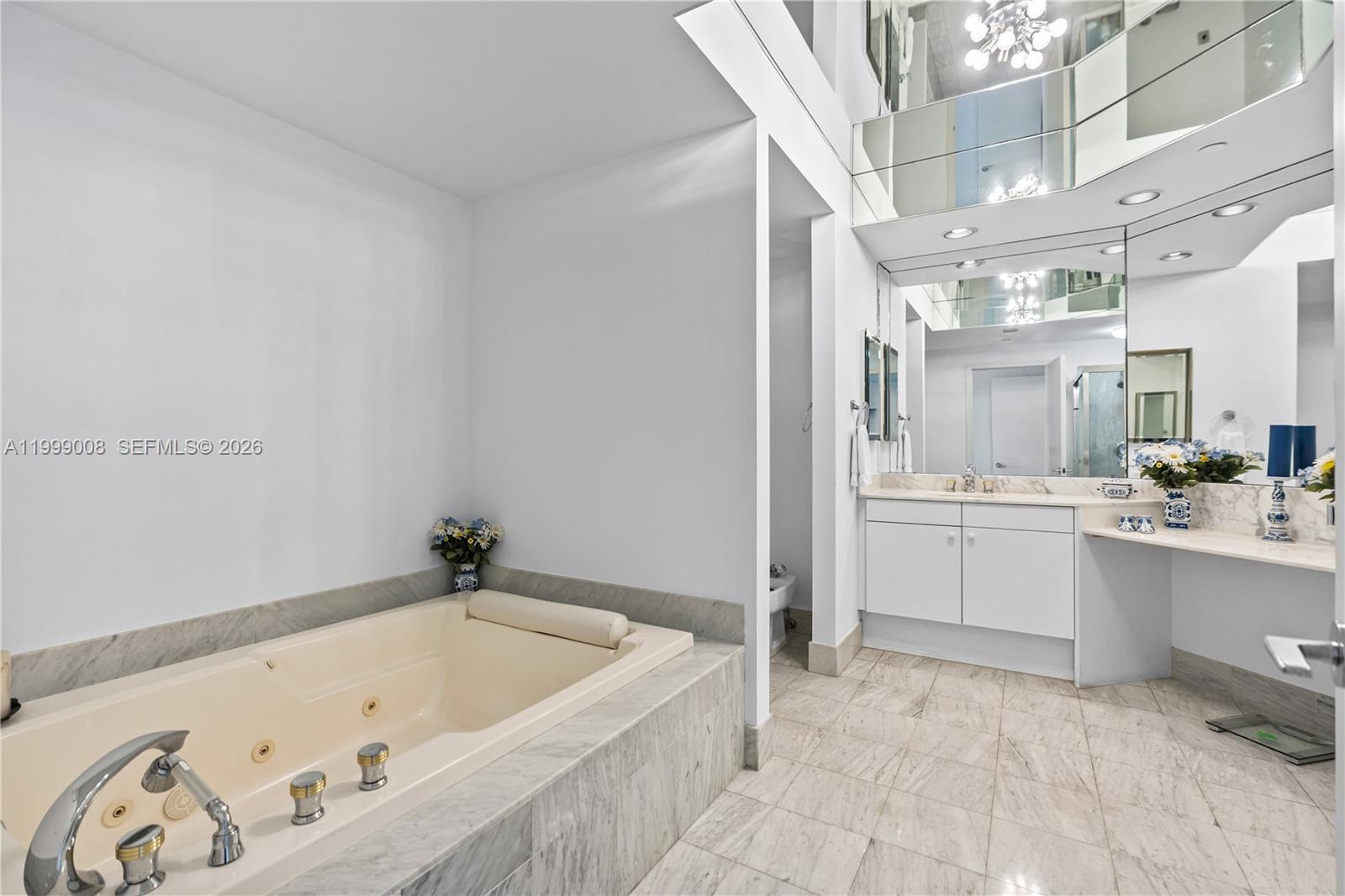 3802 NE 207th St #2704 Aventura, FL 33180