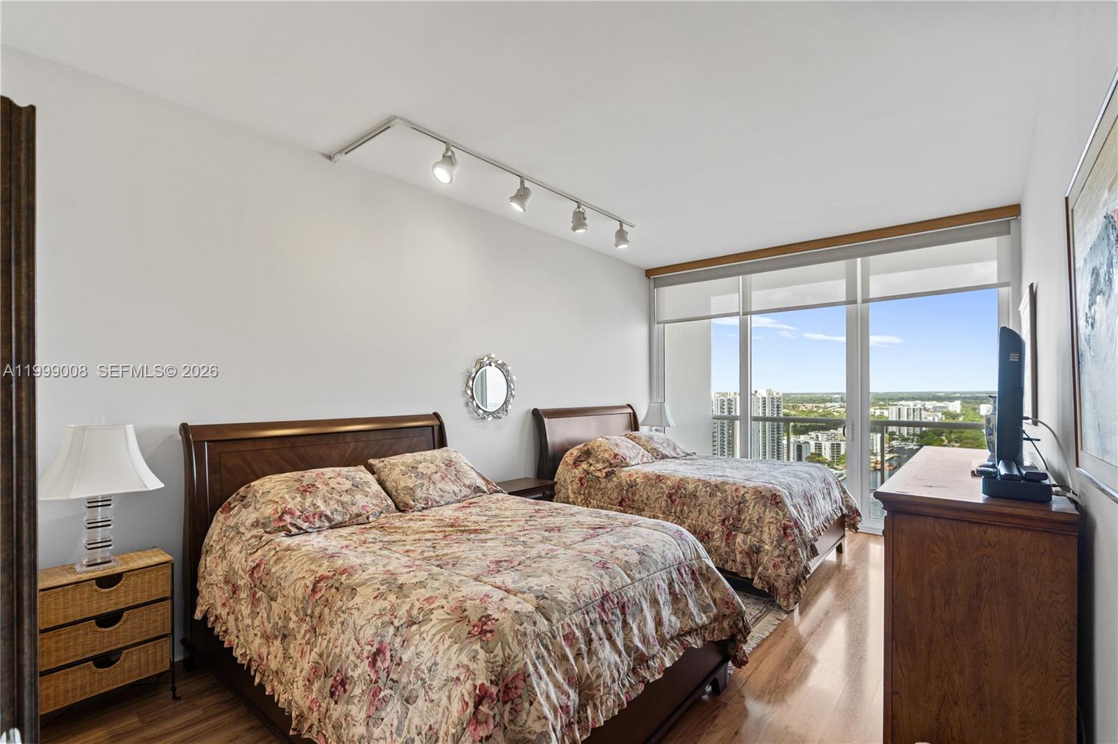 3802 NE 207th St #2704 Aventura, FL 33180