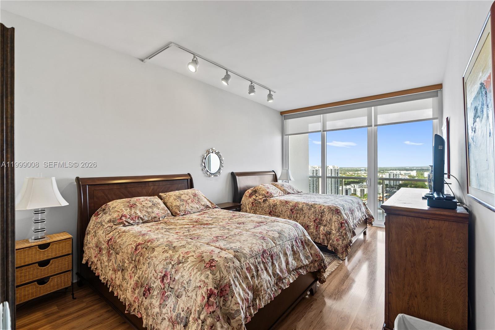 3802 NE 207th St #2704 Aventura, FL 33180