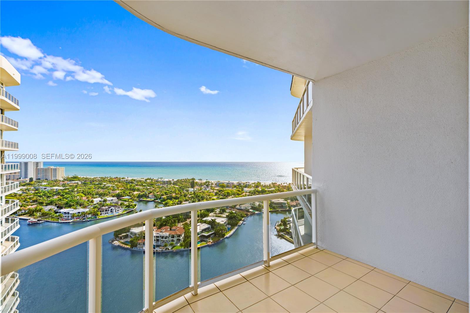 3802 NE 207th St #2704 Aventura, FL 33180