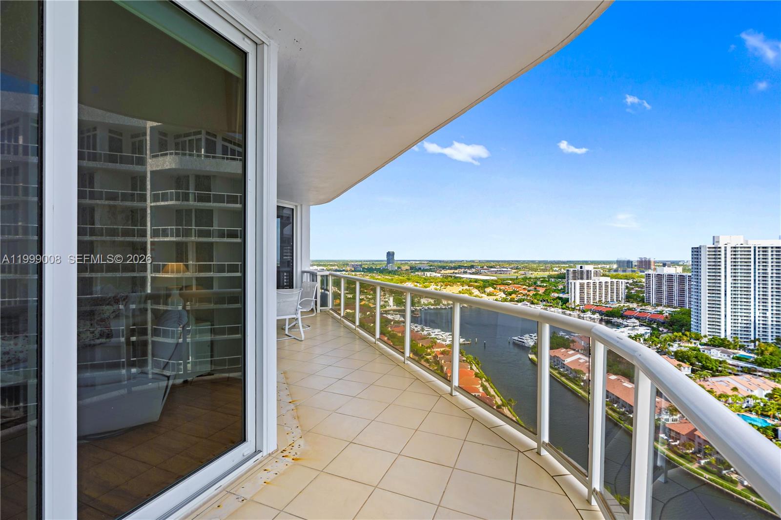 3802 NE 207th St #2704 Aventura, FL 33180