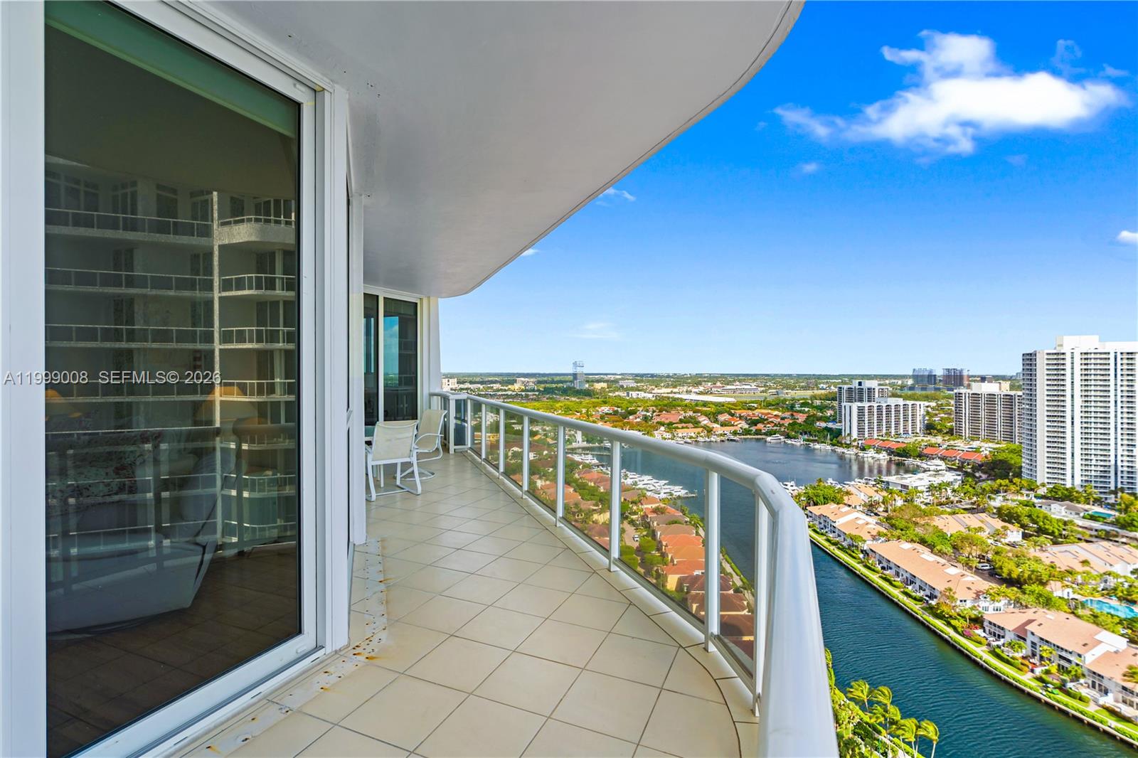 3802 NE 207th St #2704 Aventura, FL 33180