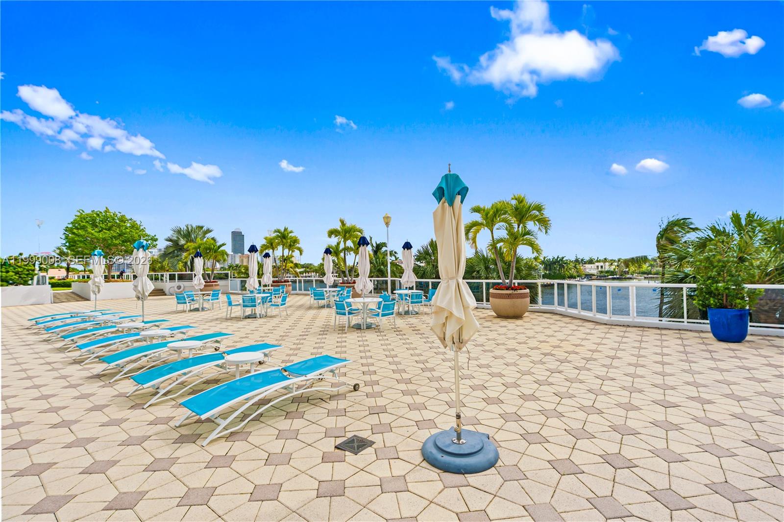 3802 NE 207th St #2704 Aventura, FL 33180