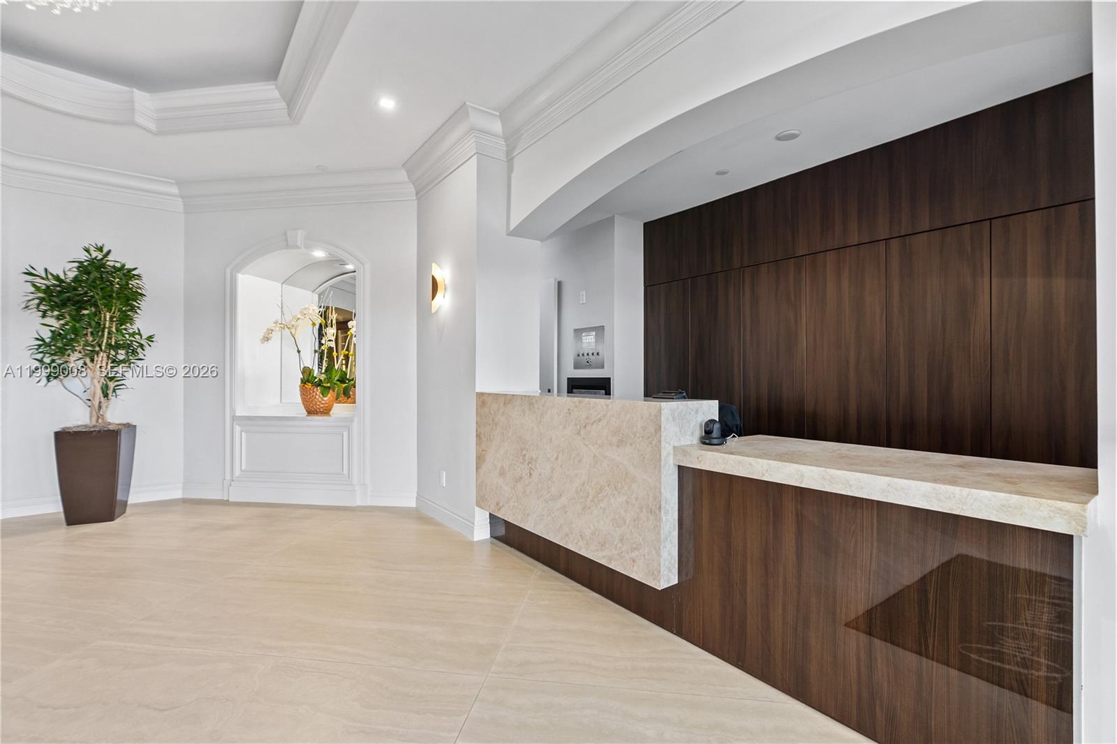 3802 NE 207th St #2704 Aventura, FL 33180