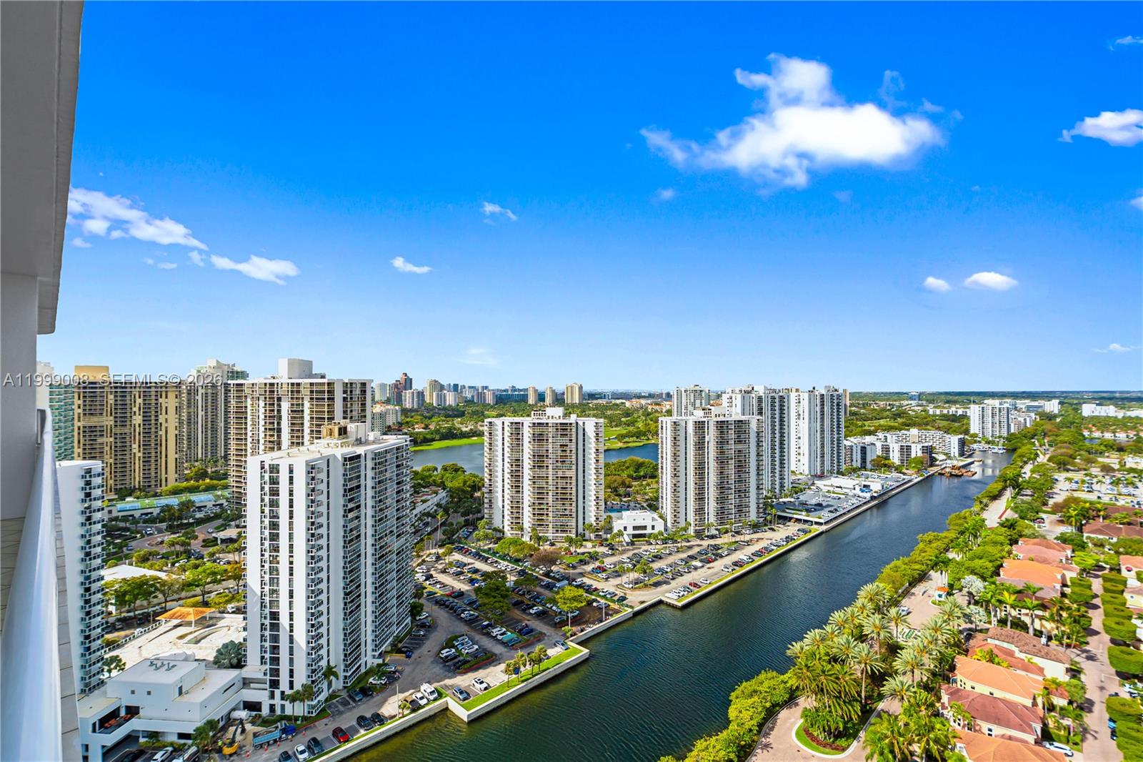 3802 NE 207th St #2704 Aventura, FL 33180