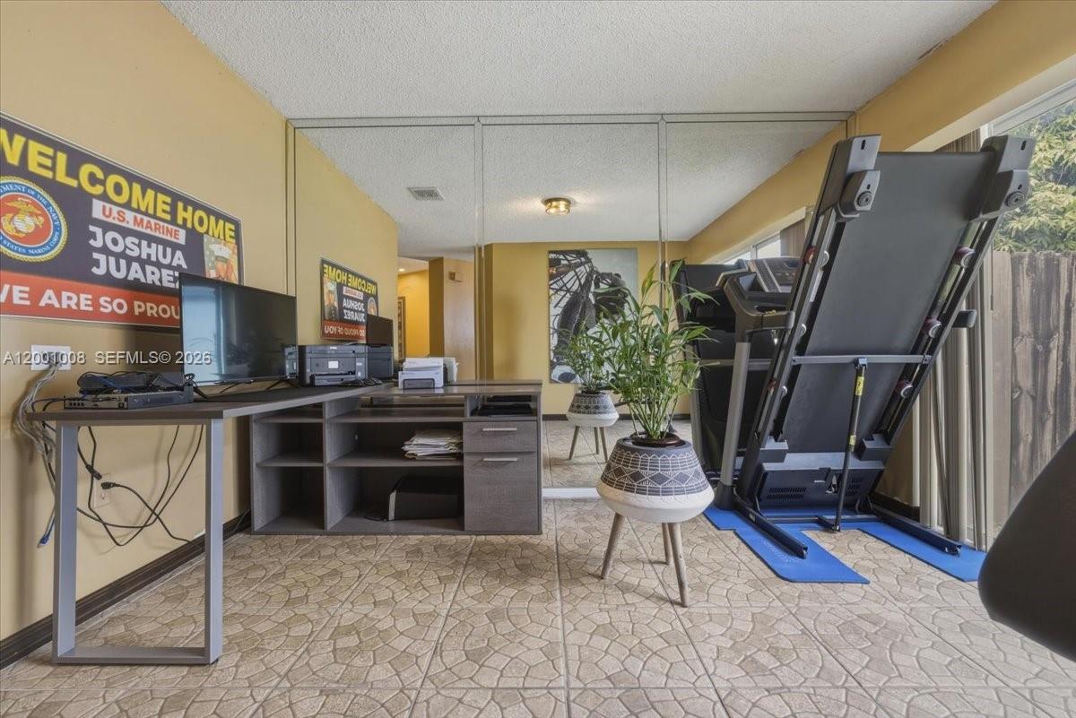 10959 SW 72nd Ter Miami, FL 33173