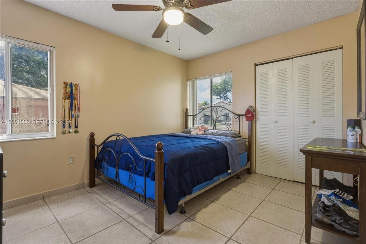 10959 SW 72nd Ter Miami, FL 33173