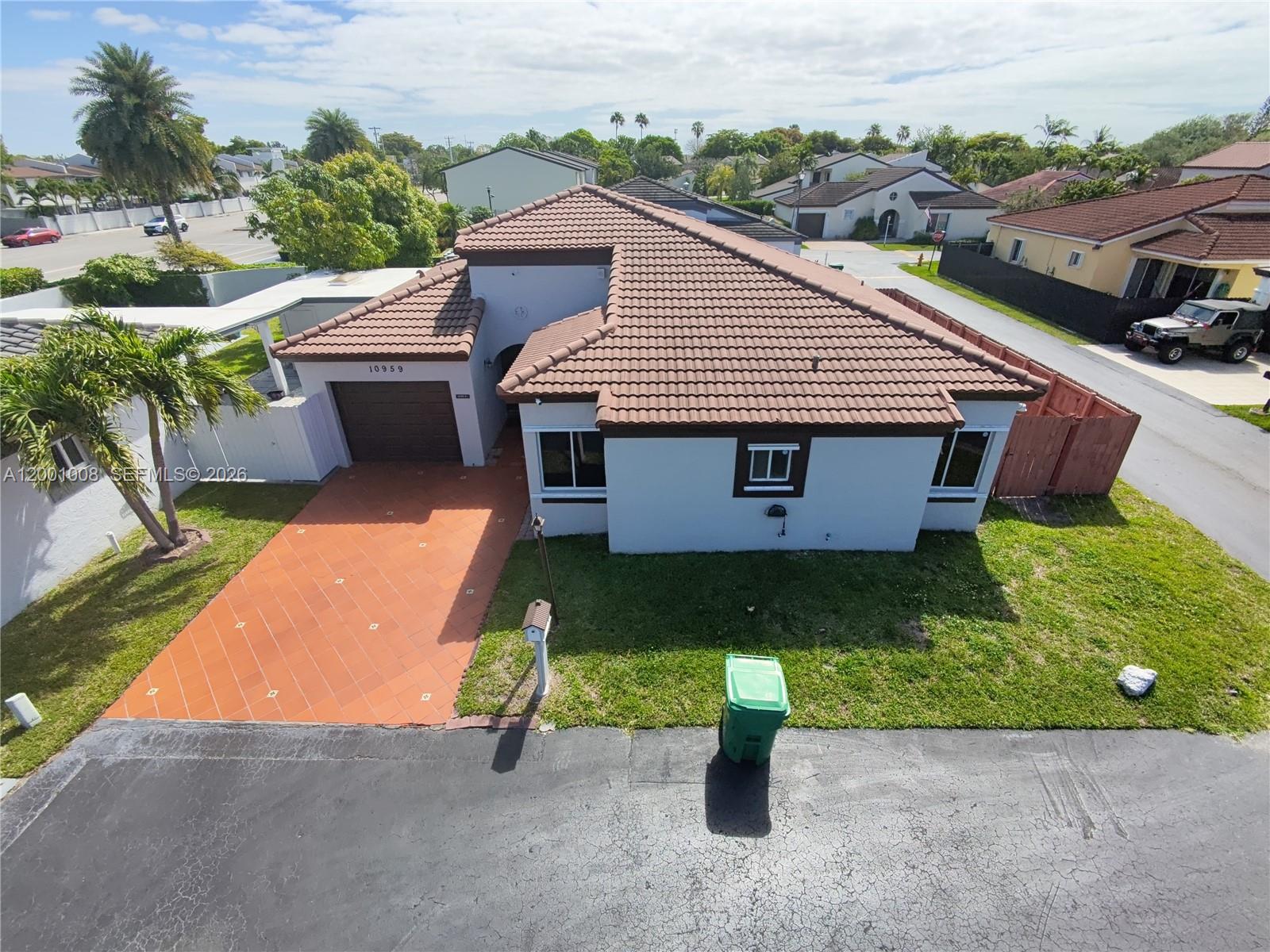 10959 SW 72nd Ter Miami, FL 33173