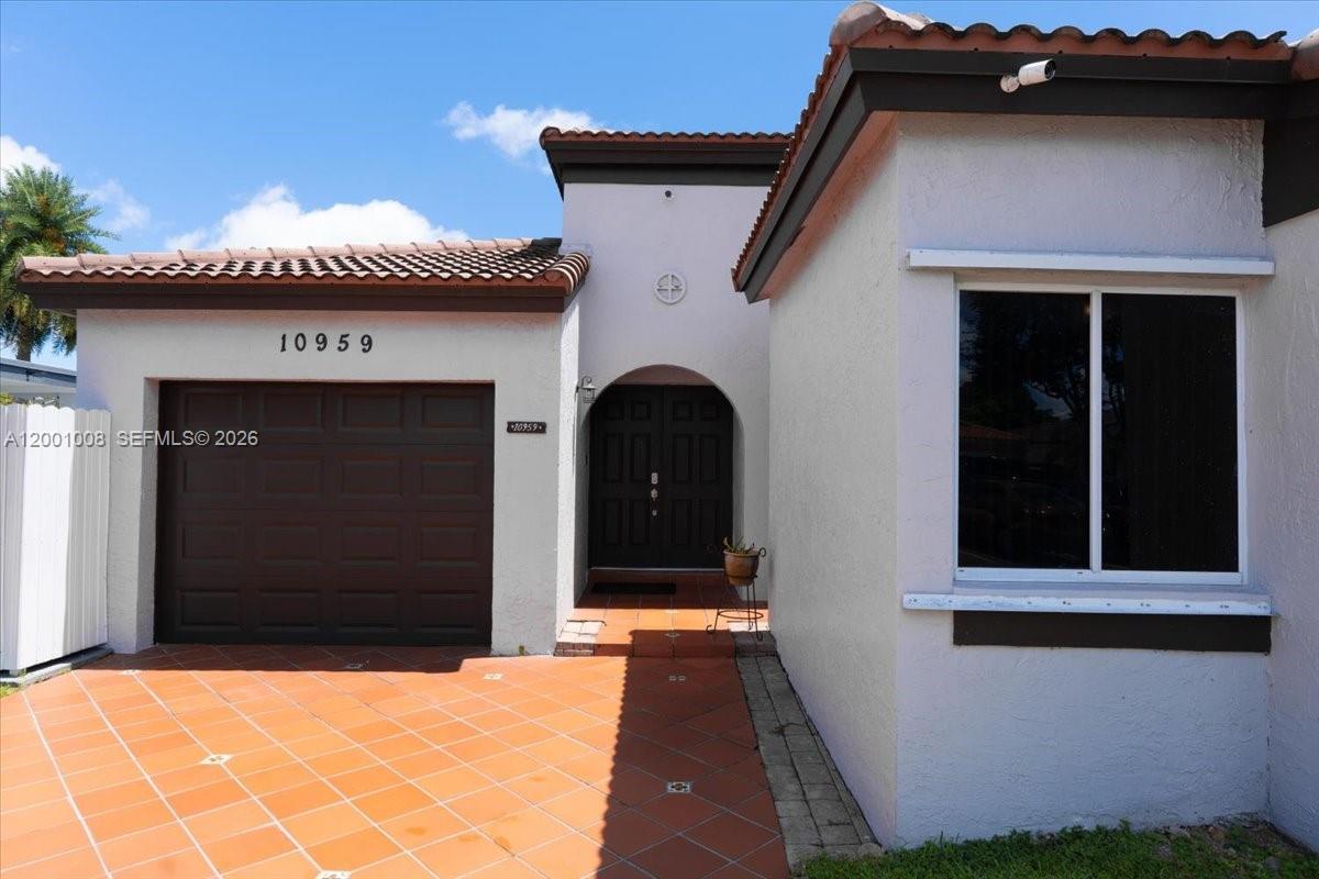 10959 SW 72nd Ter Miami, FL 33173