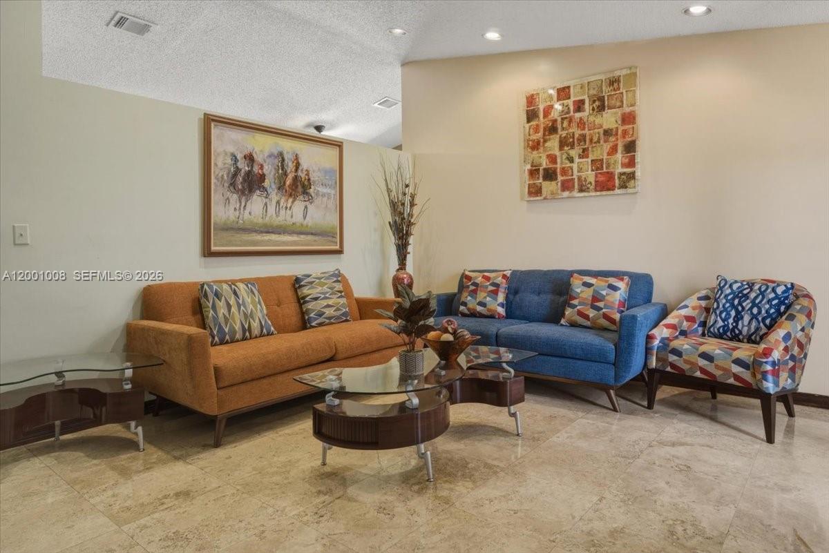 10959 SW 72nd Ter Miami, FL 33173