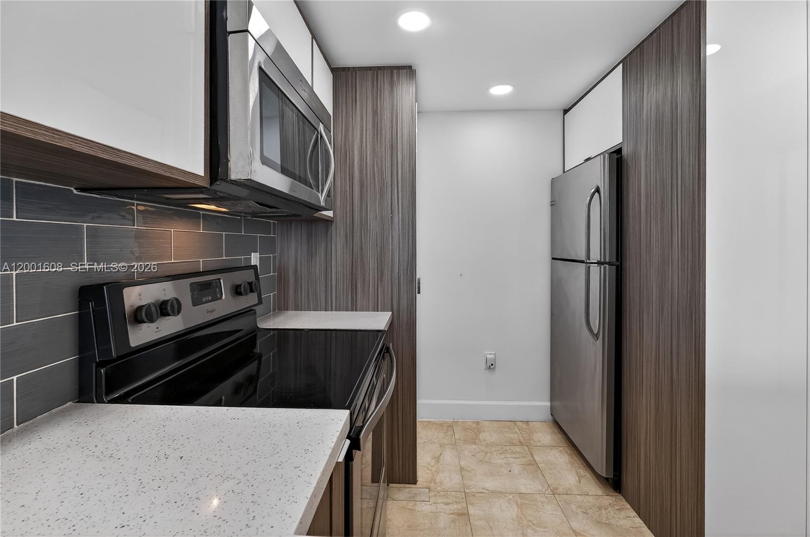 image Charter Club15