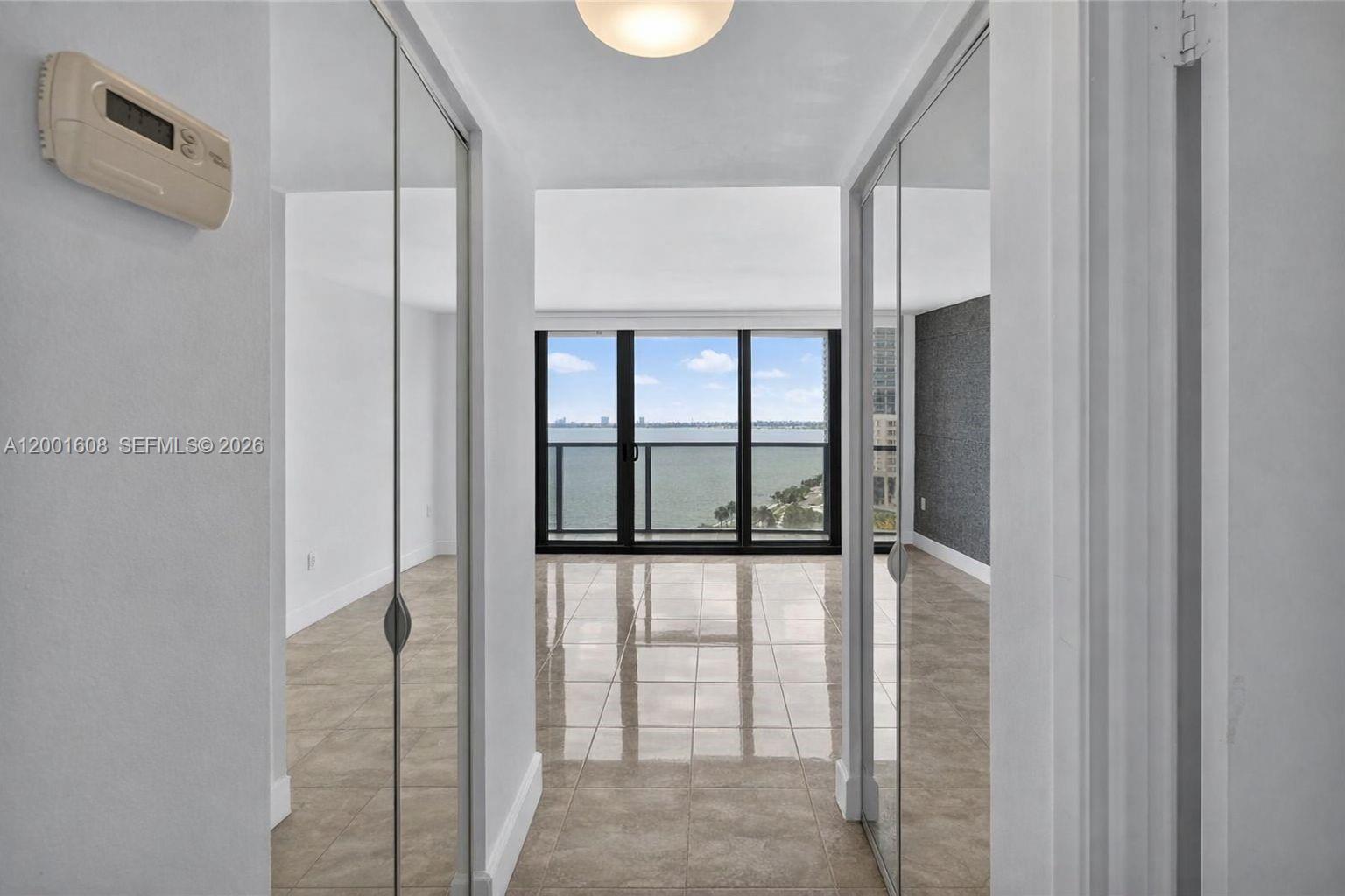 image Charter Club22