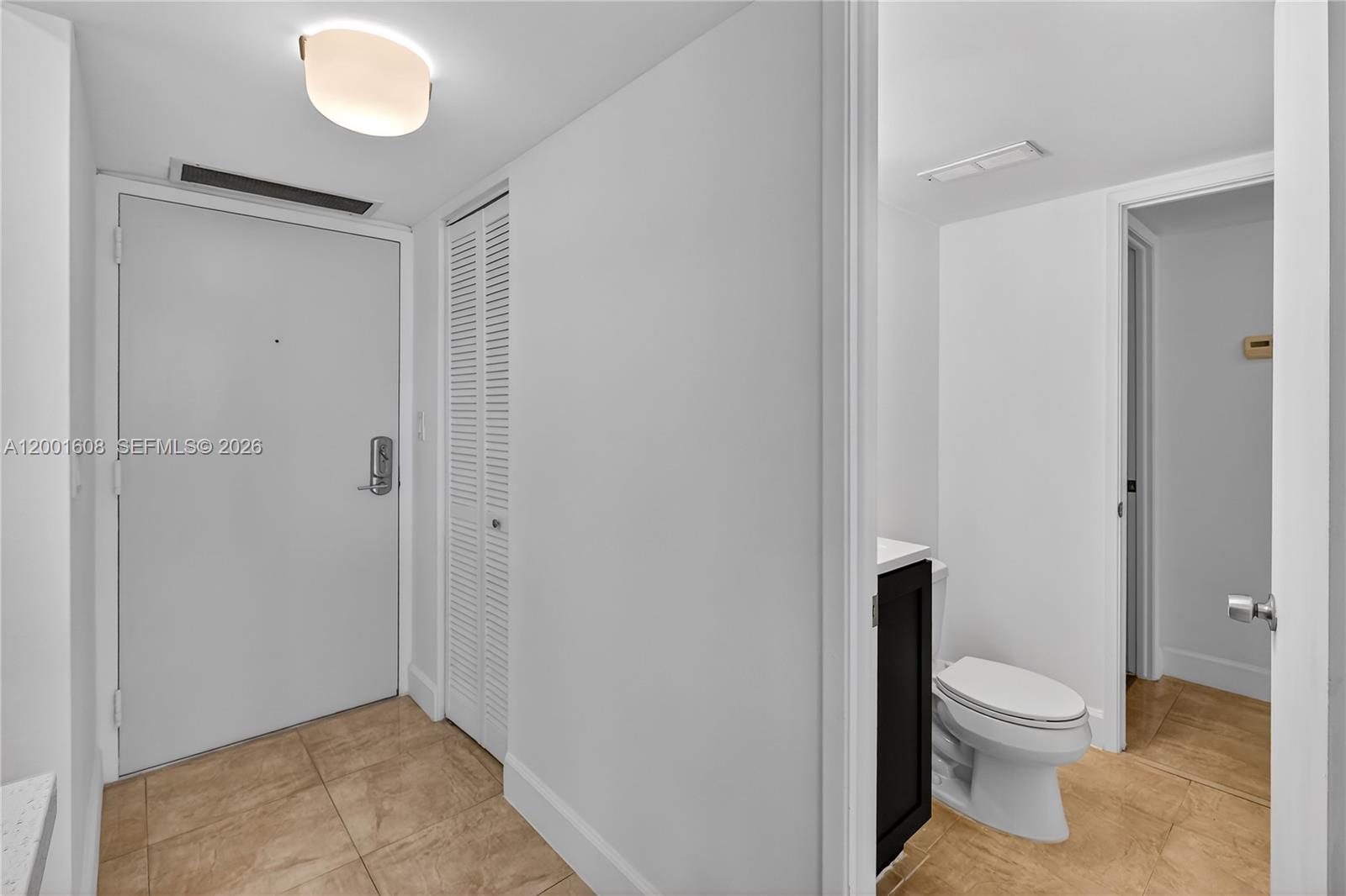 image Charter Club24