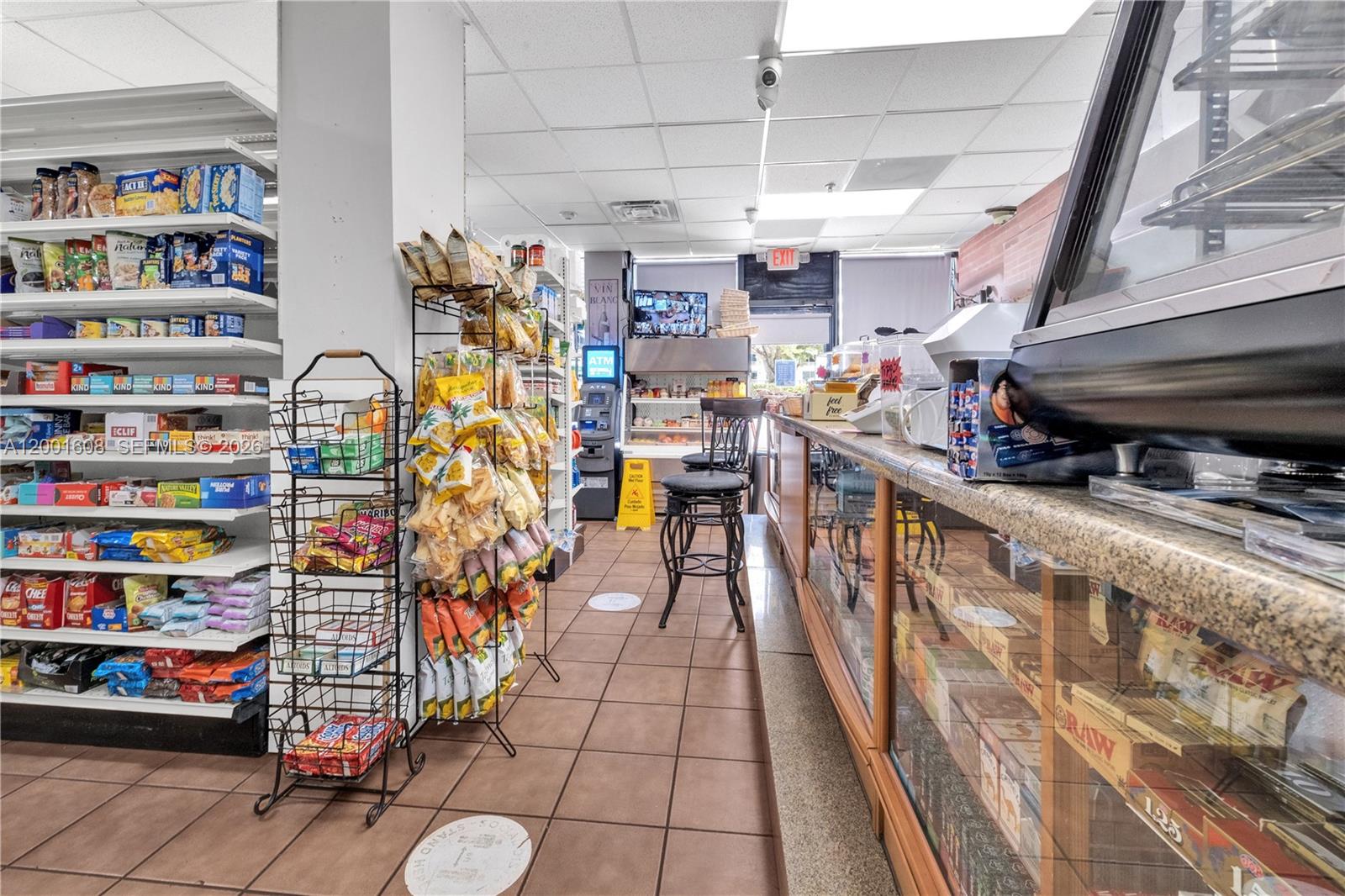 image Charter Club38