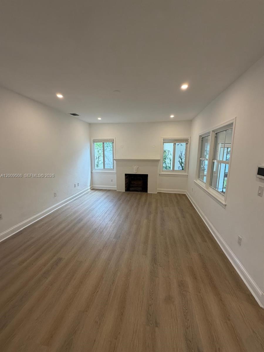 533 Minorca Ave Coral Gables, FL 33134