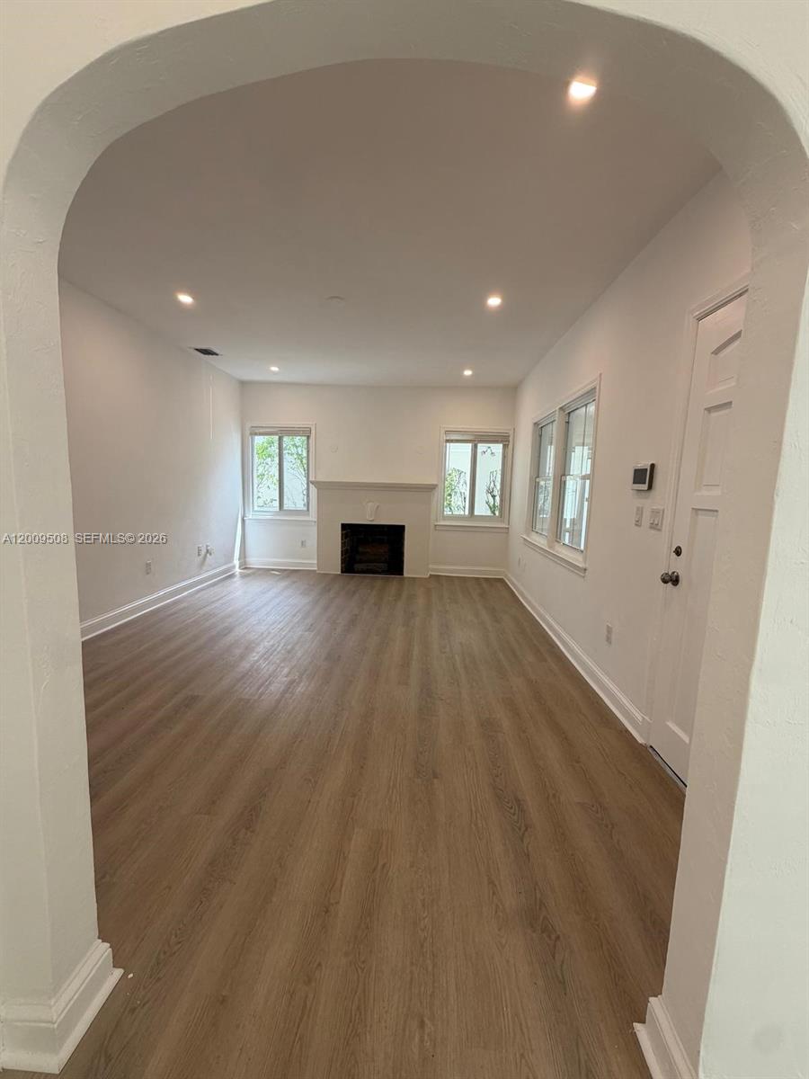 533 Minorca Ave Coral Gables, FL 33134