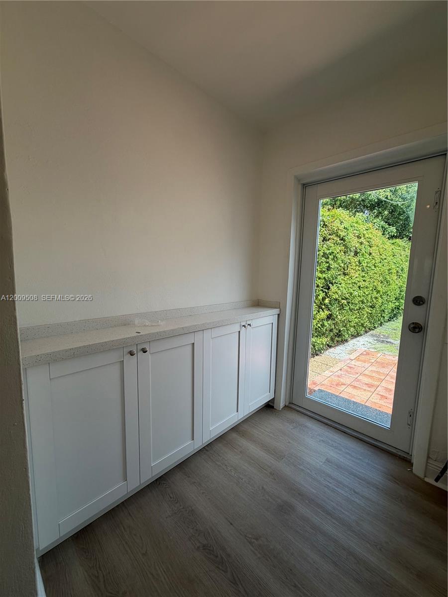 533 Minorca Ave Coral Gables, FL 33134