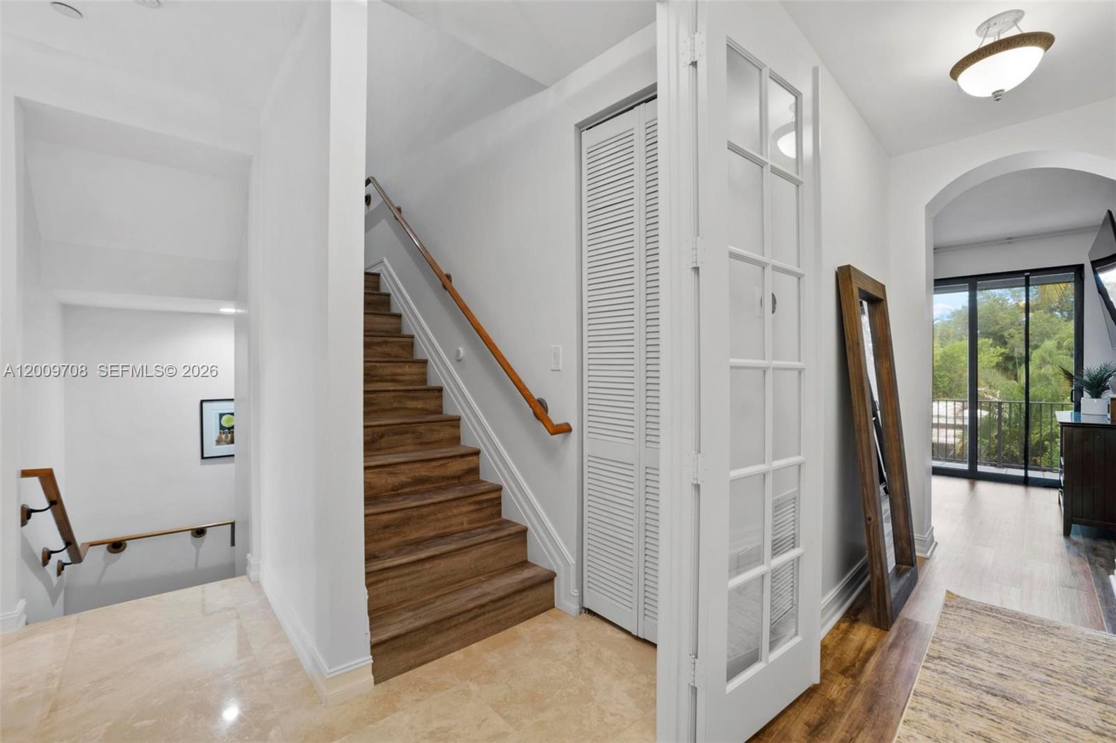 542 NE 17th Ave Fort Lauderdale, FL 33301