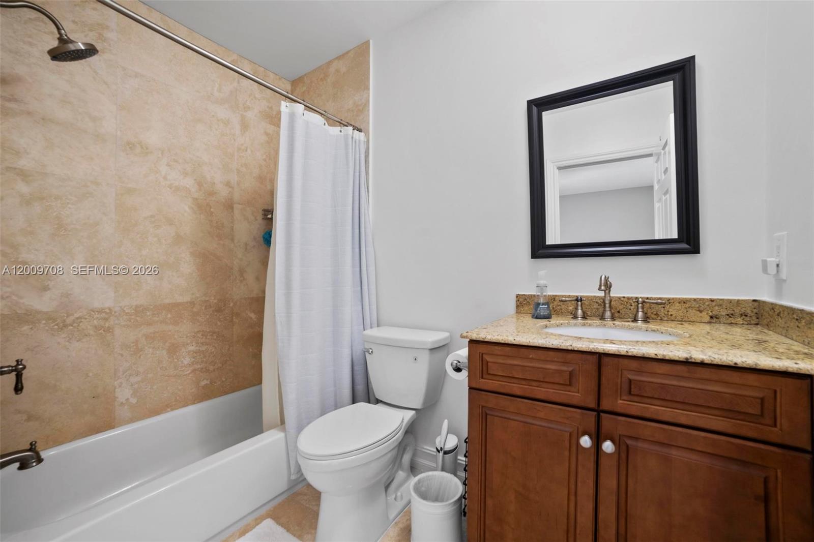 542 NE 17th Ave Fort Lauderdale, FL 33301