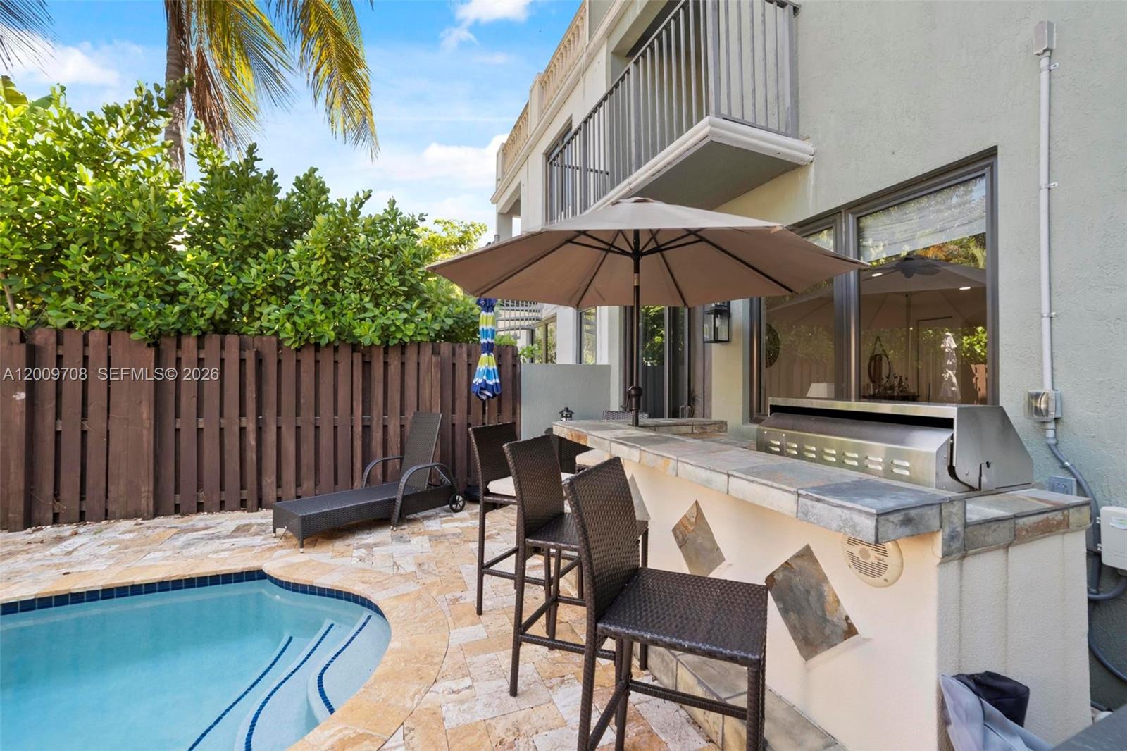 542 NE 17th Ave Fort Lauderdale, FL 33301
