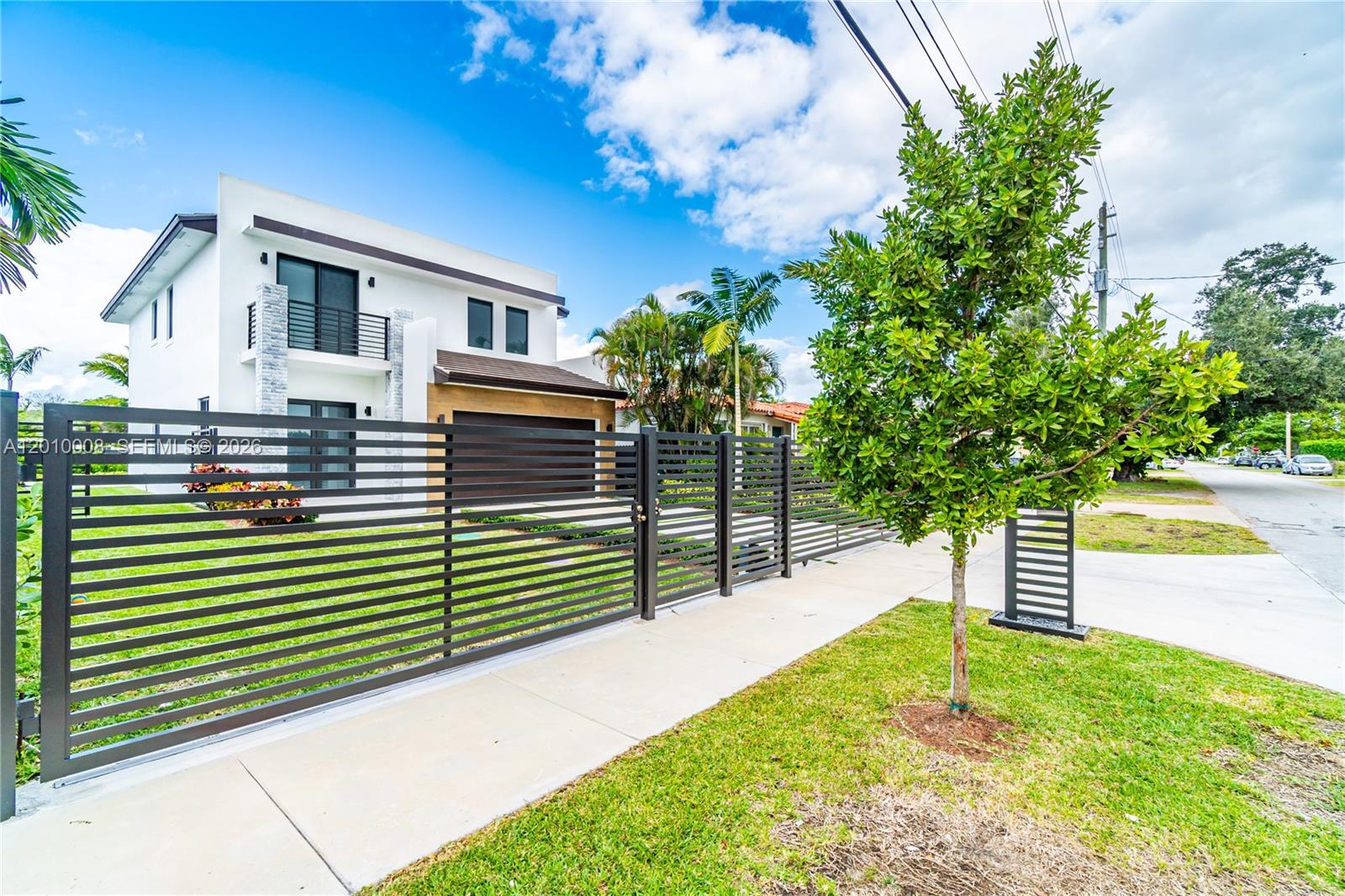 6535 SW 26th St Miami, FL 33155