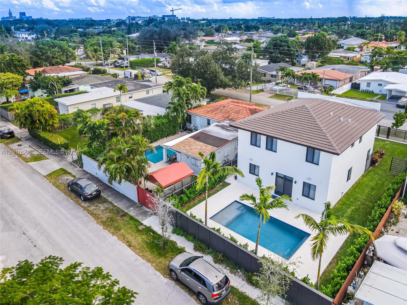 6535 SW 26th St Miami, FL 33155